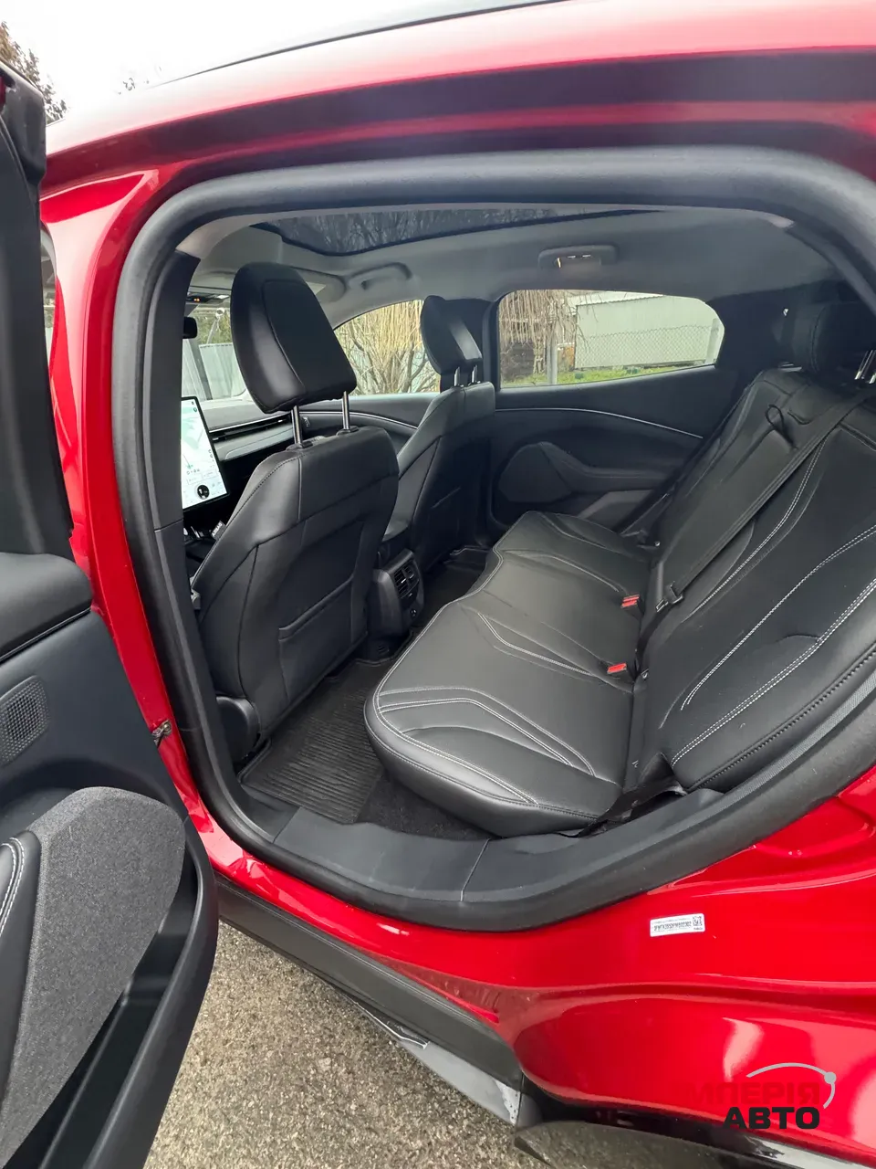 Ford Mustang Mach-E - фото 10