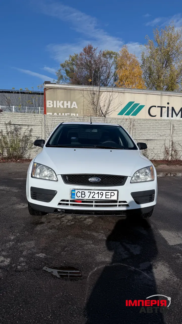 Ford Focus - фото 7