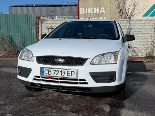 Ford Focus - фото 1