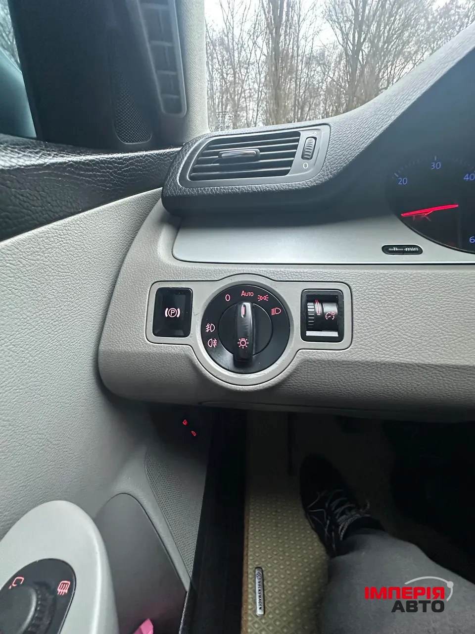 Volkswagen Passat - фото 17