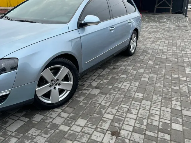 Volkswagen Passat - фото 5