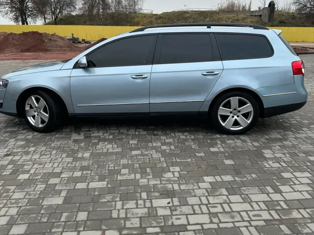 Volkswagen Passat - фото 3