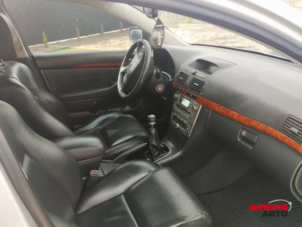 Toyota Avensis - фото 13