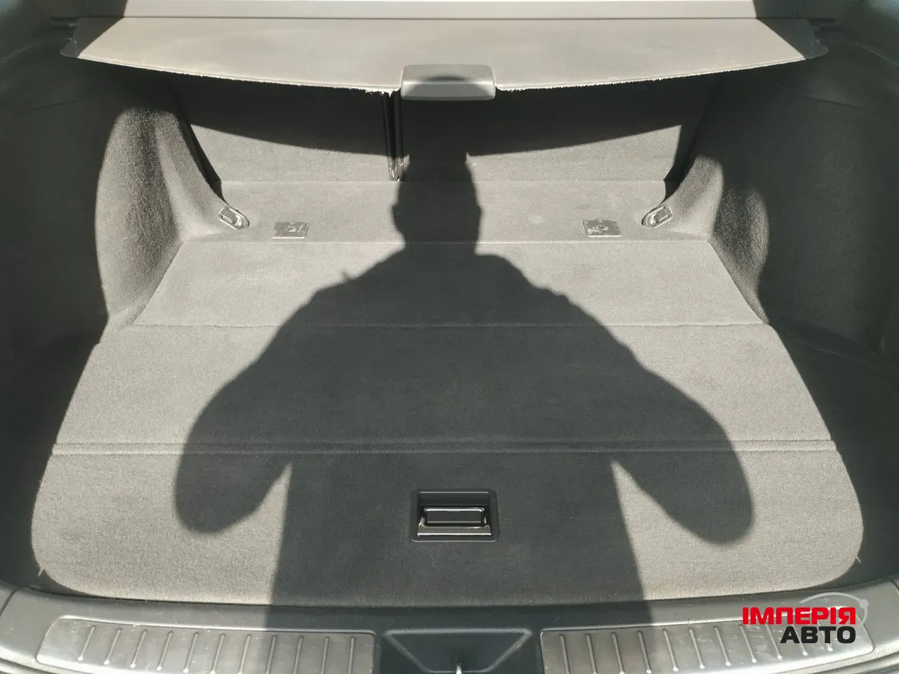 Toyota Avensis - фото 5