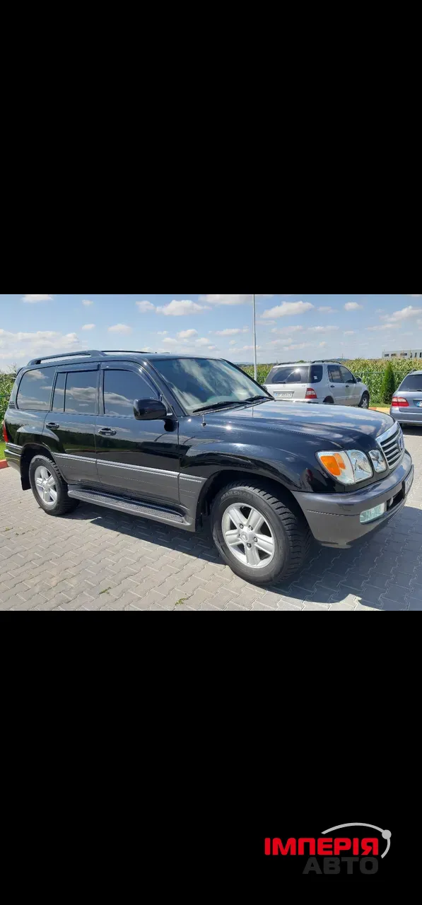 Lexus LX - фото 10