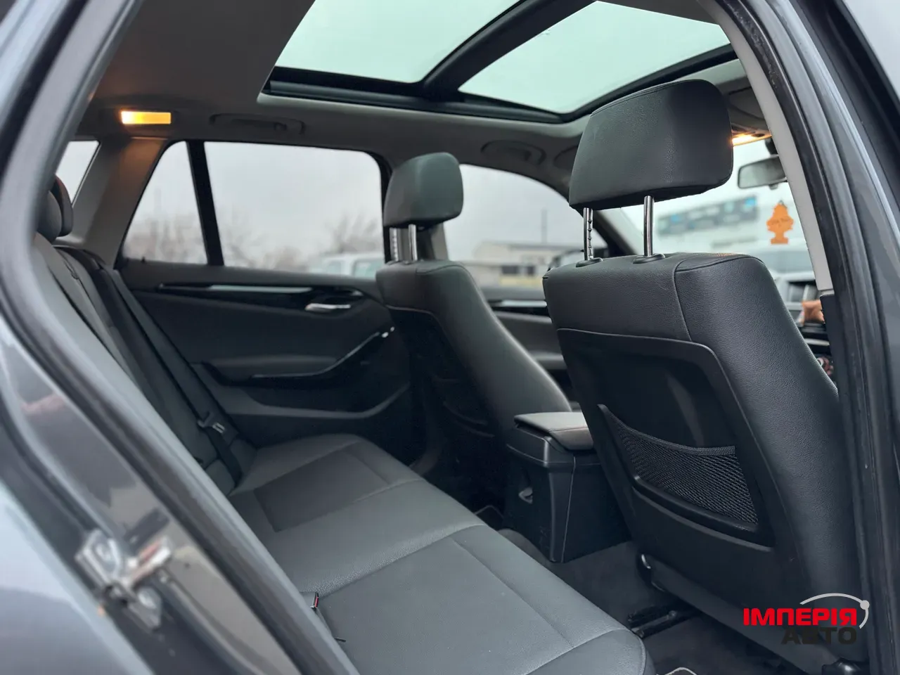 BMW X1 - фото 25