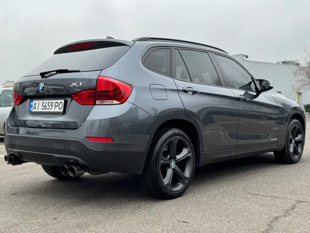 BMW X1 - фото 5