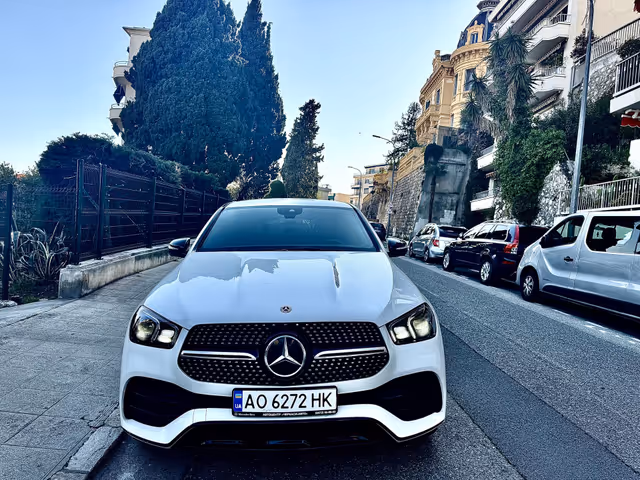 Mercedes-Benz GLE 400d Coupe - фото 4