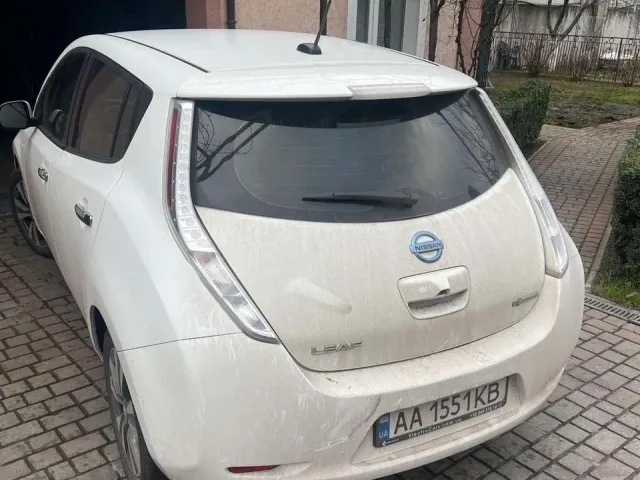 Nissan Leaf - фото 4