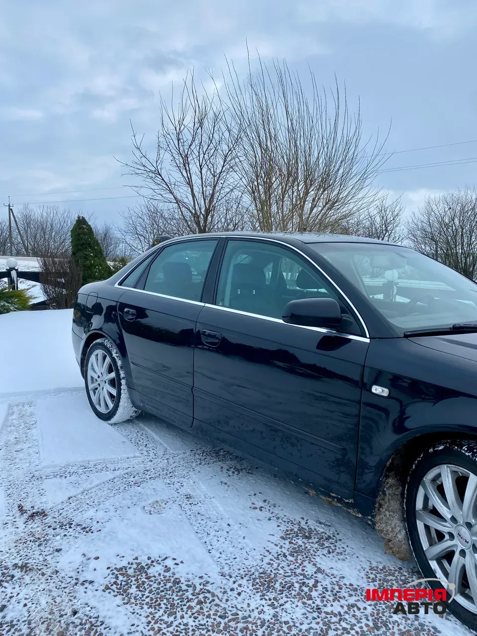 Audi A4 - фото 8