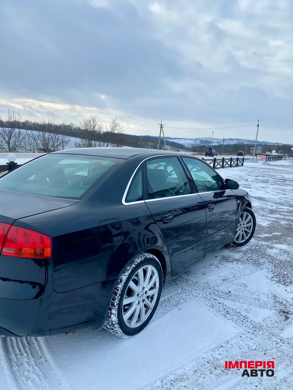 Audi A4 - фото 7