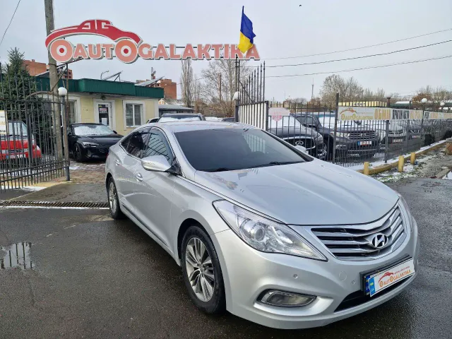 Hyundai Grandeur - фото 1