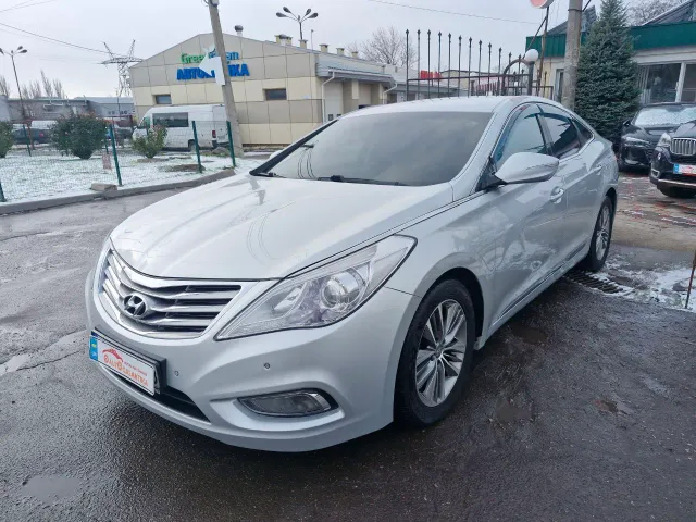 Hyundai Grandeur - фото 3