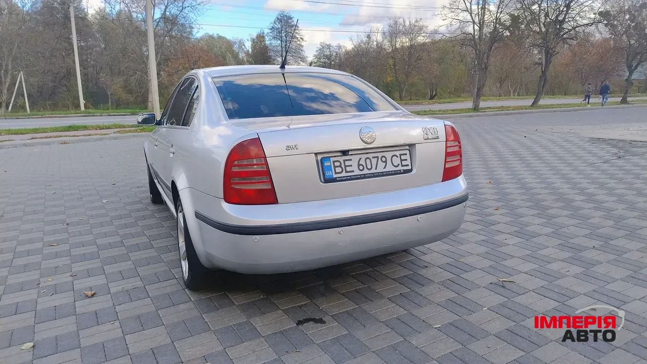 Skoda Superb - фото 7