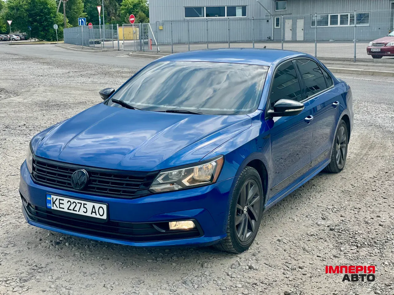 Volkswagen Passat - фото 4