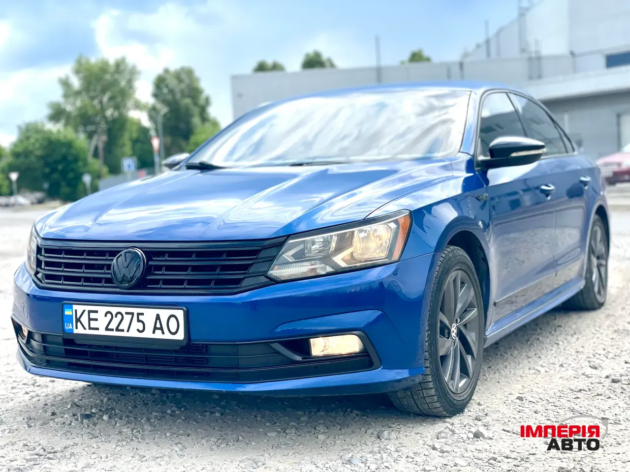 Volkswagen Passat - фото 2