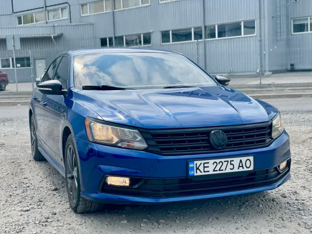 Volkswagen Passat - фото 3