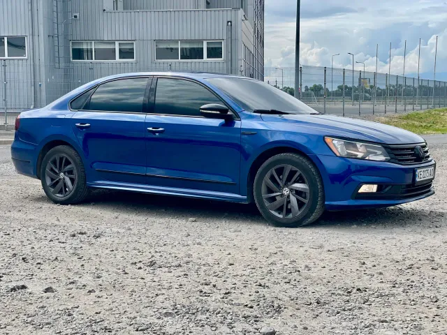 Volkswagen Passat - фото 5