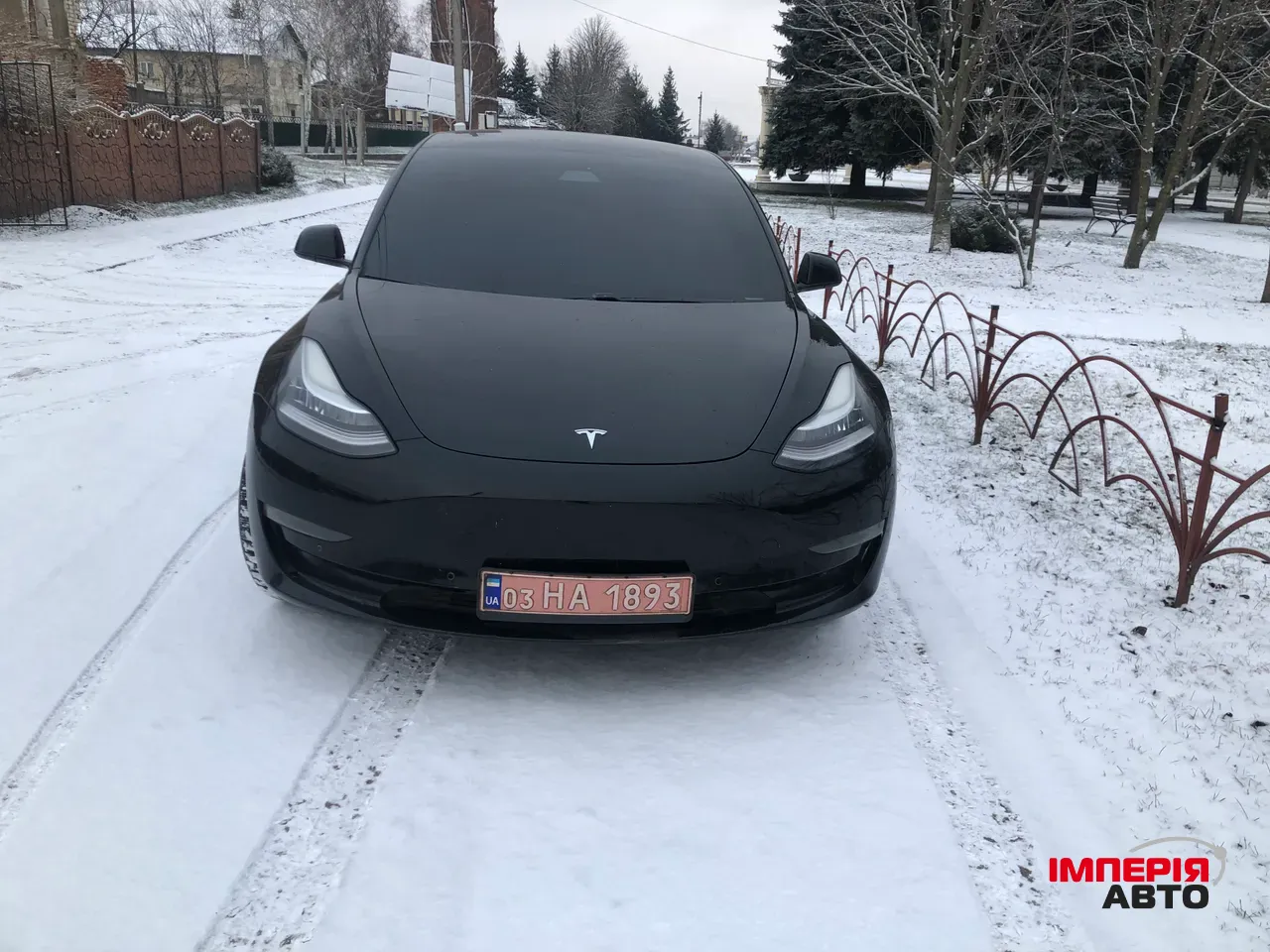 Tesla Model 3 - фото 2