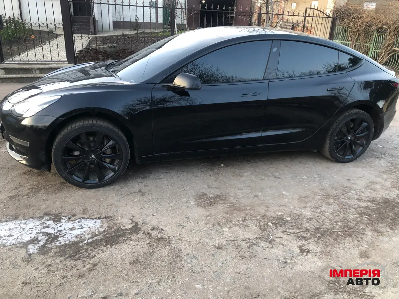 Tesla Model 3 - фото 8