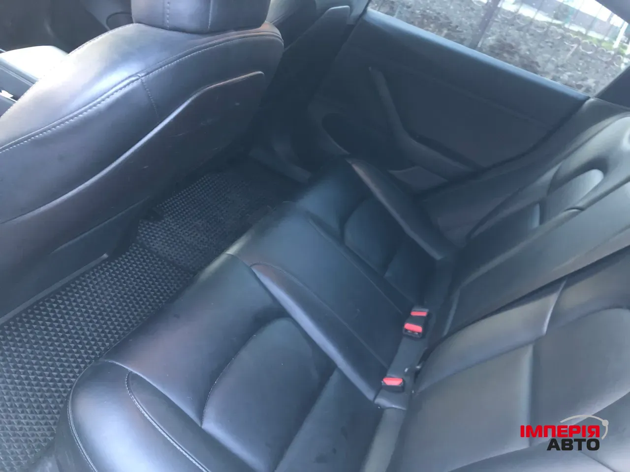 Tesla Model 3 - фото 10