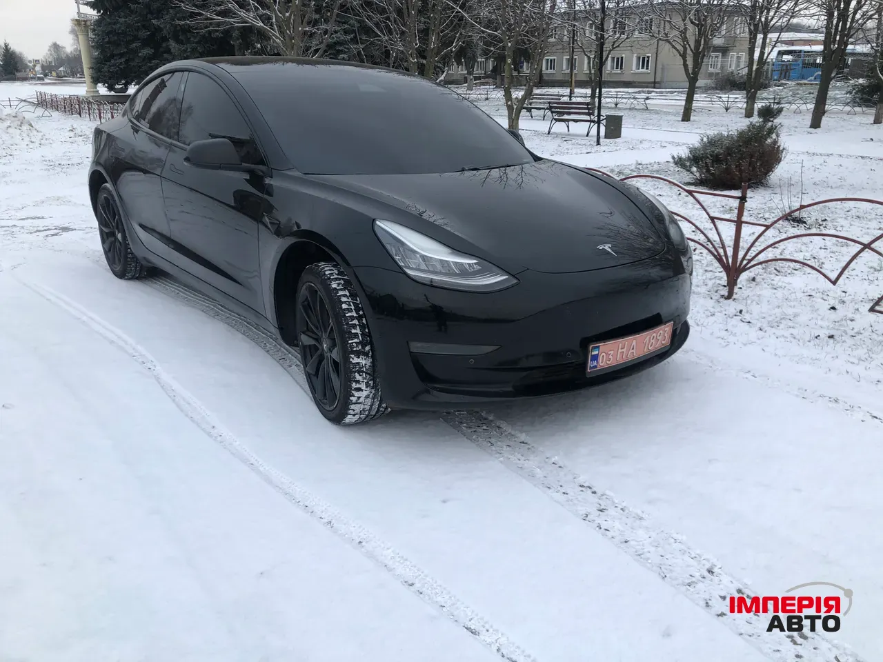 Tesla Model 3 - фото 4