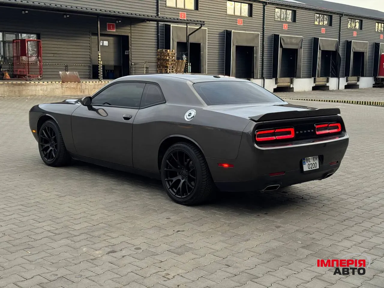 Dodge Challenger - фото 6