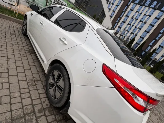 Kia Optima - фото 2