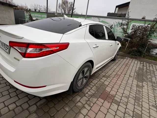 Kia Optima - фото 3