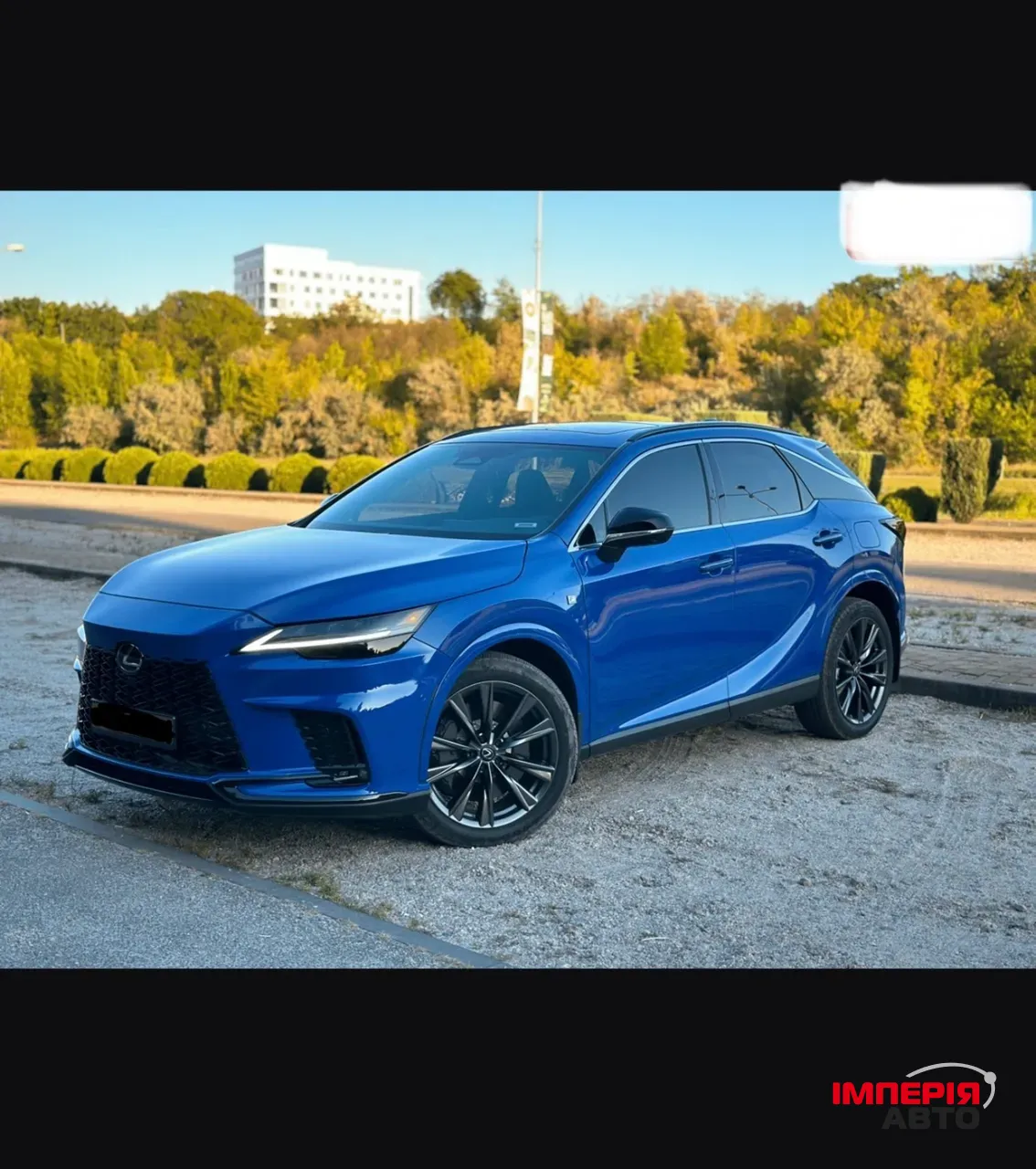 Lexus RX - фото 1