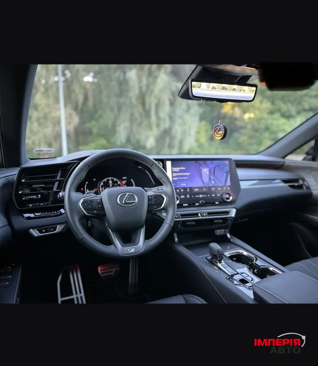 Lexus RX - фото 24