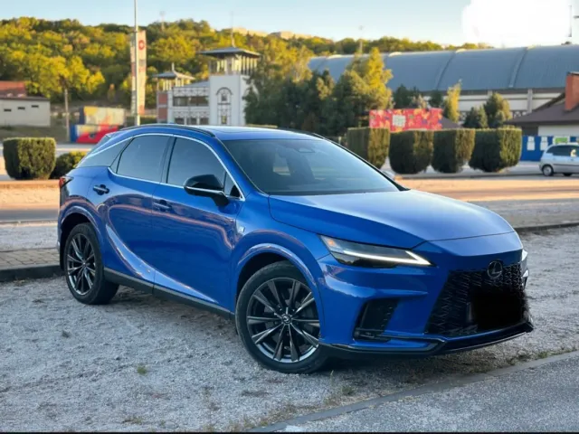 Lexus RX - фото 4