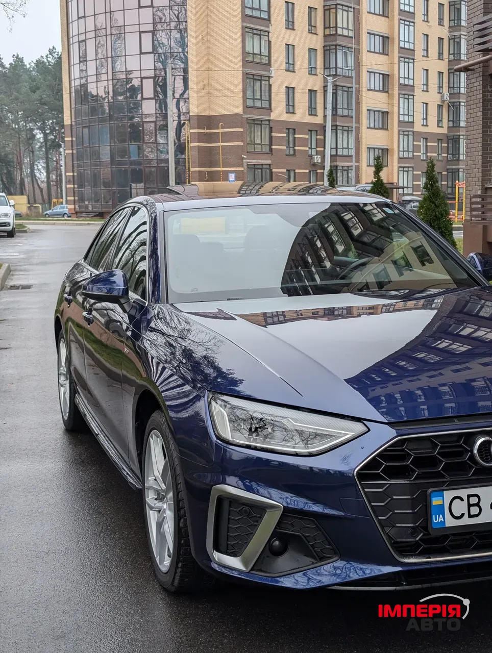 Audi A4 - фото 8