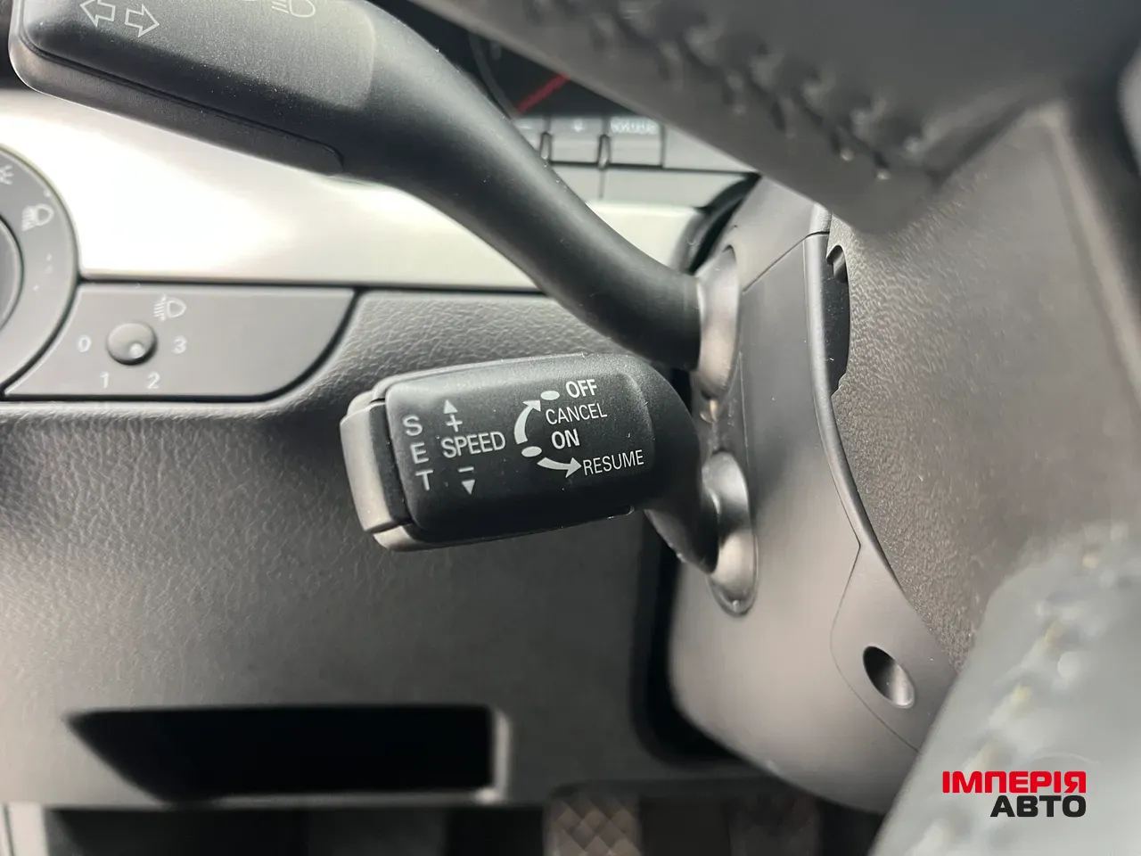 Audi A4 - фото 21