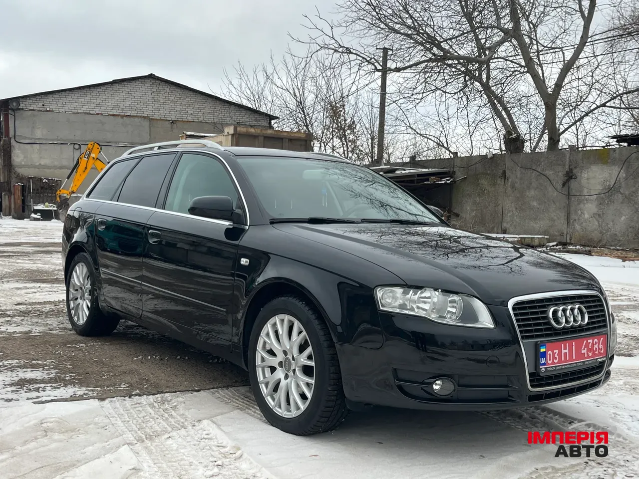 Audi A4 - фото 1