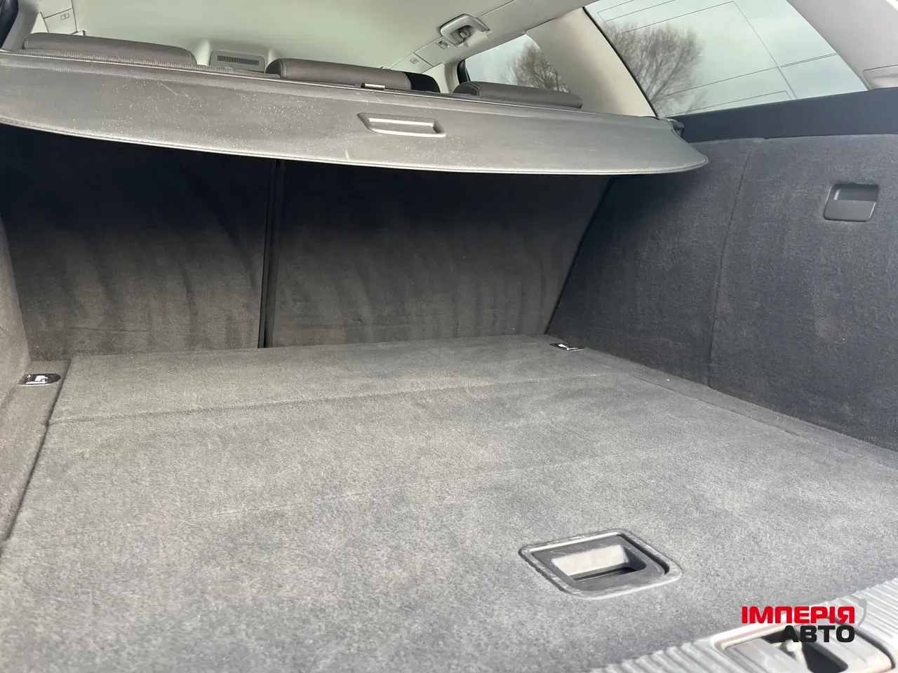 Audi A4 - фото 29