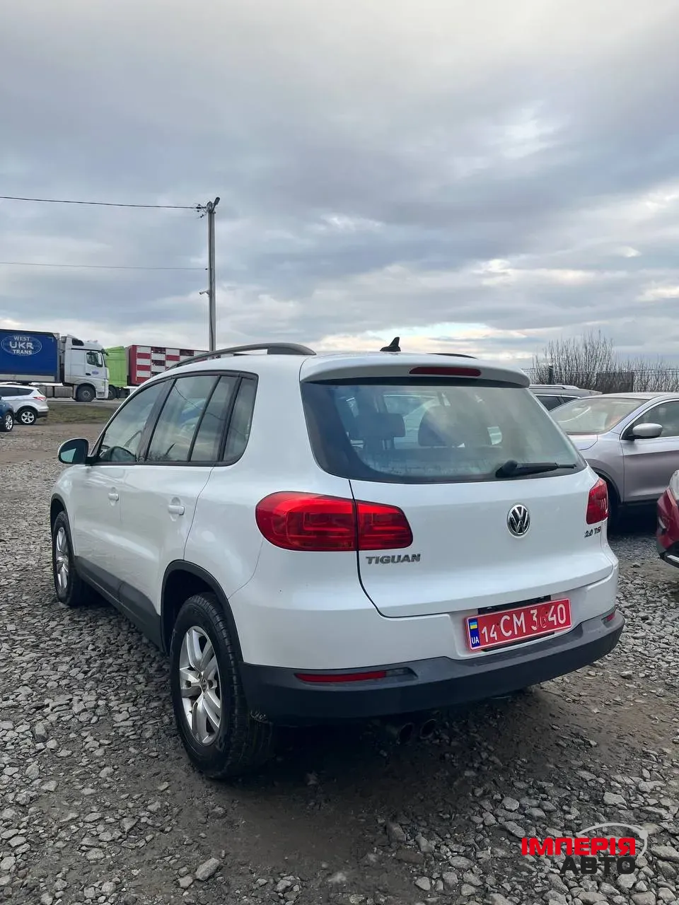 Volkswagen Tiguan - фото 8