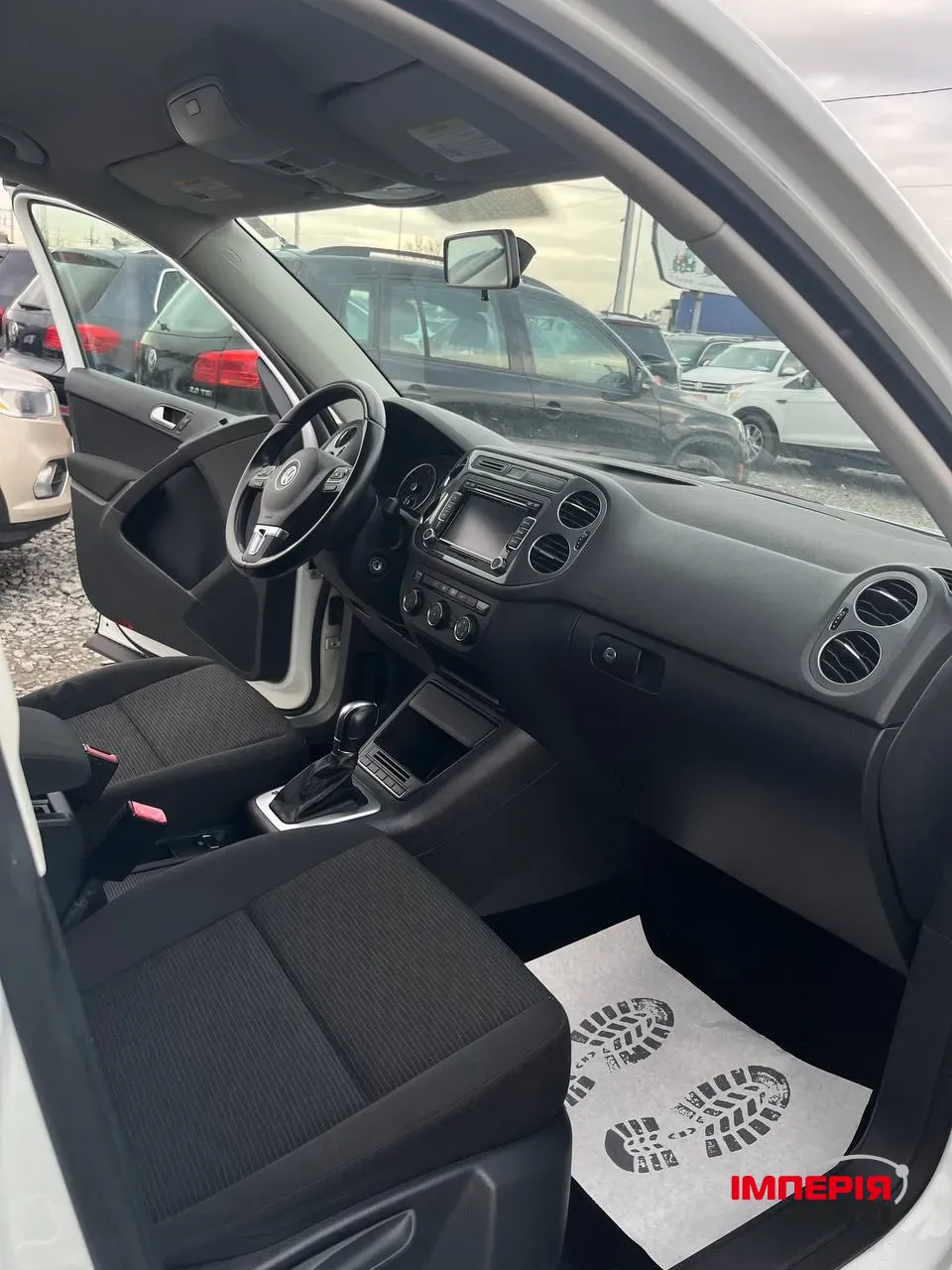 Volkswagen Tiguan - фото 15