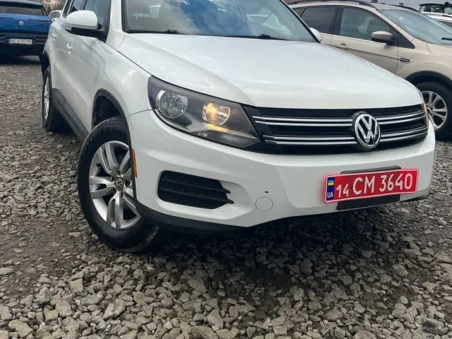 Volkswagen Tiguan - фото 1