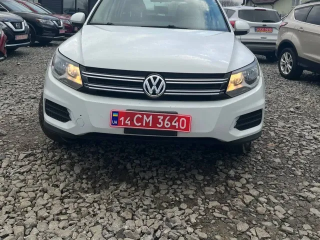 Volkswagen Tiguan - фото 2