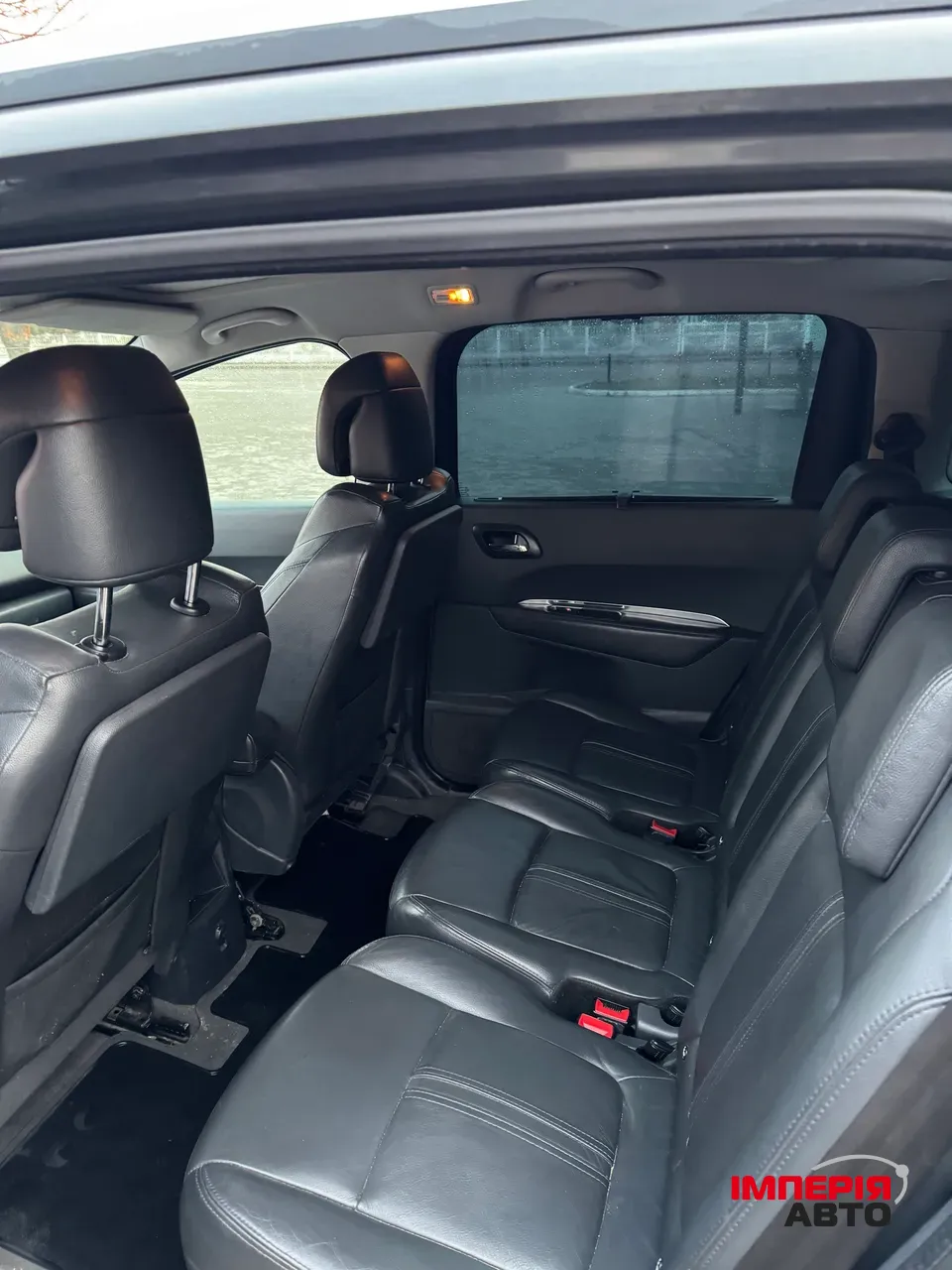 Peugeot 5008 - фото 9