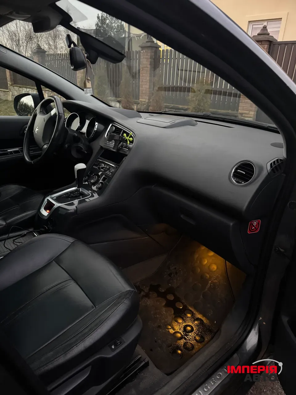 Peugeot 5008 - фото 11