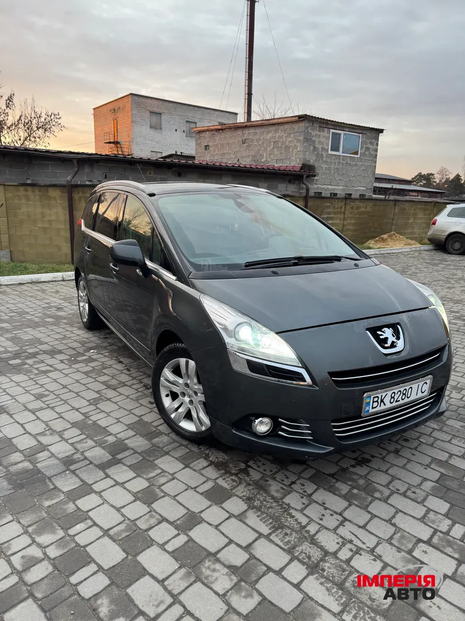 Peugeot 5008 - фото 3