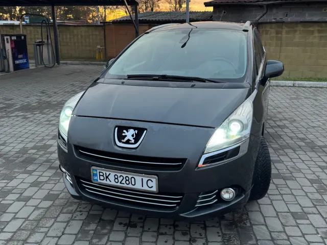 Peugeot 5008 - фото 4