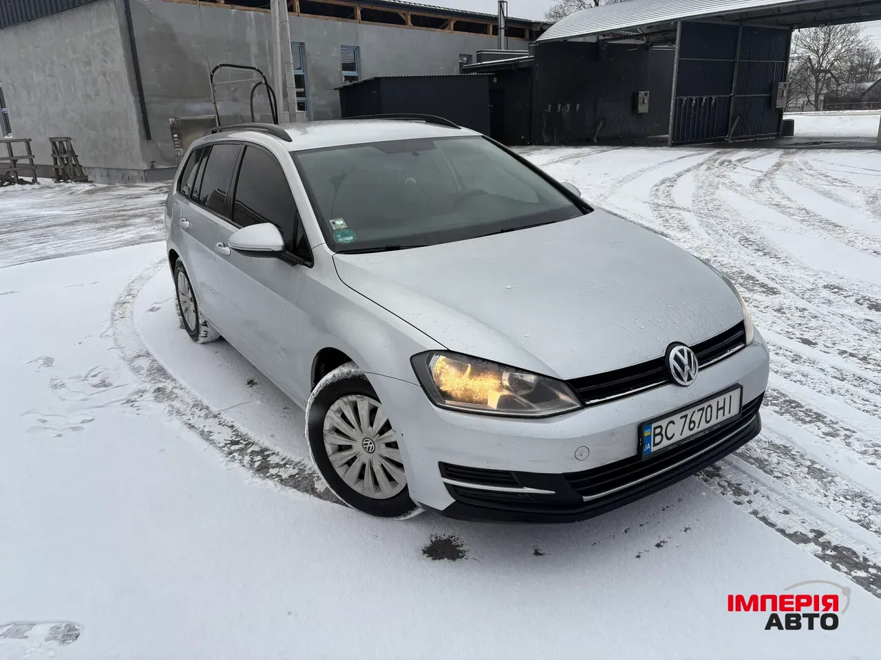 Volkswagen Golf - фото 7