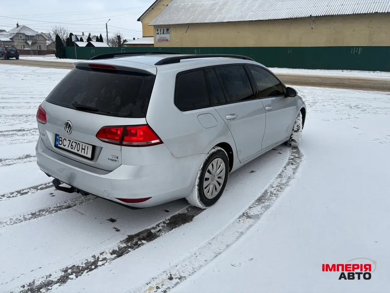 Volkswagen Golf - фото 10
