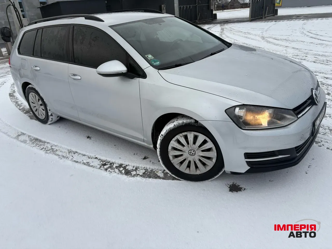 Volkswagen Golf - фото 3