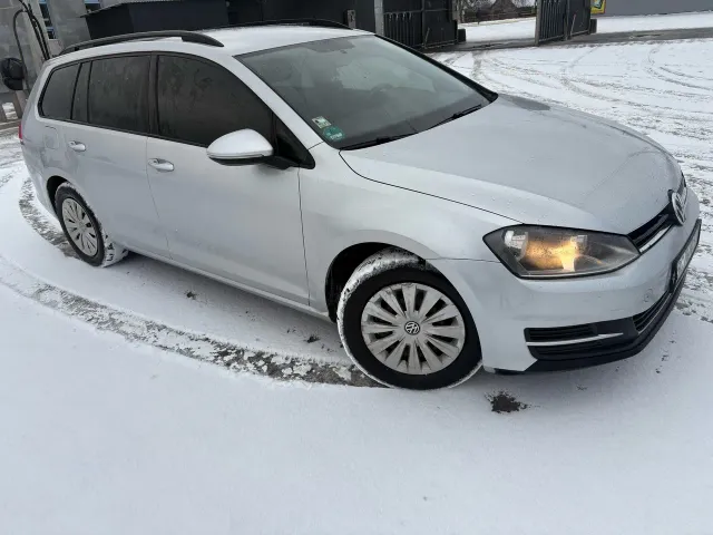 Volkswagen Golf - фото 3