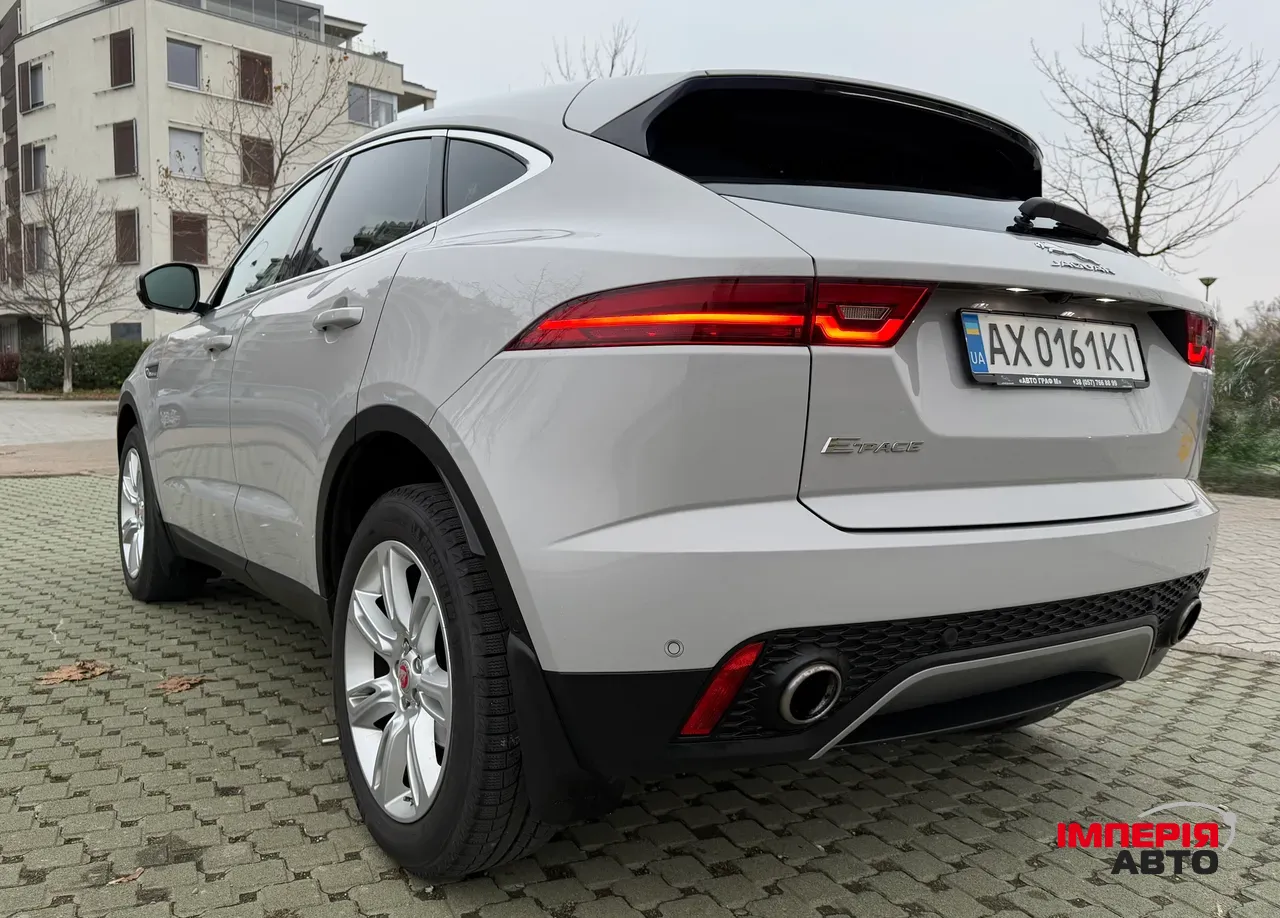 Jaguar E-Pace - фото 3