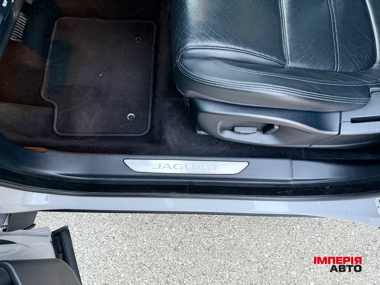 Jaguar E-Pace - фото 23